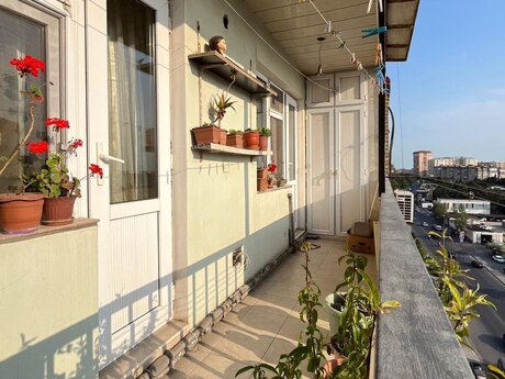 4 otaqlı mənzil, 120 m², Əhmədli: 240 000 ₼ 2
