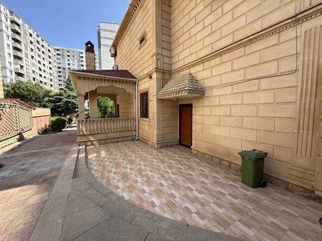 6 otaqlı həyət evi, 450 m², 20 Yanvar: 1 600 000 ₼ 5