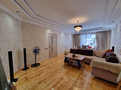 5 otaqlı həyət evi, 220 m², Əmircan: 150 000 ₼ 5