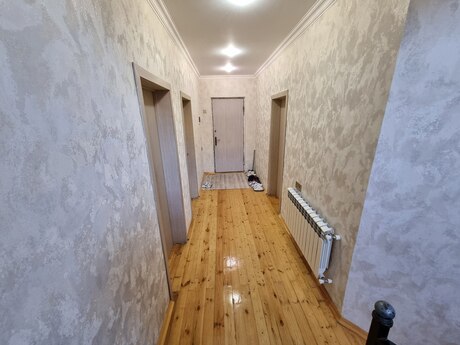 5 otaqlı həyət evi, 220 m², Əmircan: 150 000 ₼ 2