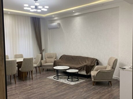 2 rooms · 80 m² · floor 8/16, 28 May