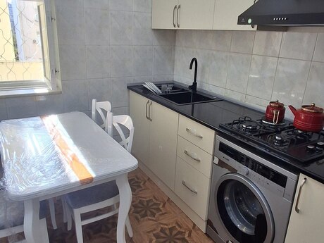 Аренда: 3-комнатная квартира, 85 м², Gənclik: 900 ₼/мес 2