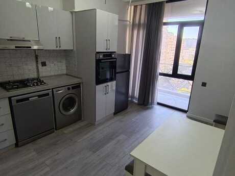 Kirayə 1 otaqlı mənzil, 50 m², 28 May: 1 000 ₼/ay 2