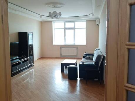 Kirayə 3 otaqlı mənzil, 110 m², Nəriman Nərimanov: 900 ₼/ay 2