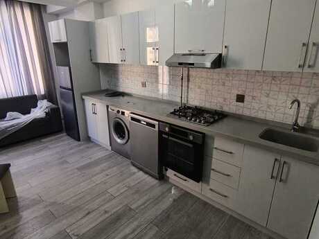 Kirayə 2 otaqlı mənzil, 70 m², 28 May: 1 200 ₼/ay 3