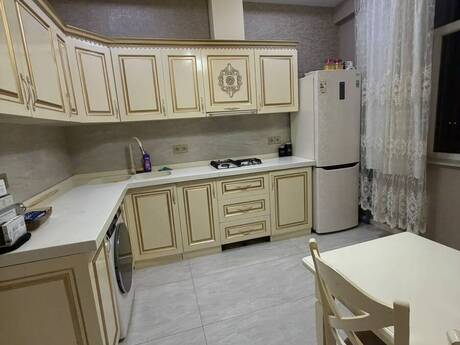 Kirayə 2 otaqlı mənzil, 80 m², Həzi Aslanov: 750 ₼/ay 4