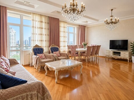 3-комнатная квартира, 116 м², 8 Noyabr: 365 000 ₼ 3