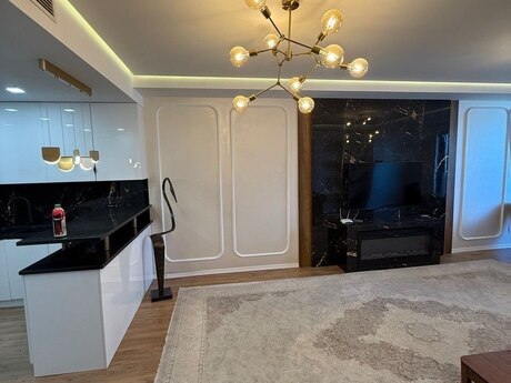Kirayə 3 otaqlı mənzil, 150 m², Port Baku Residence: 4 500 ₼/ay 3
