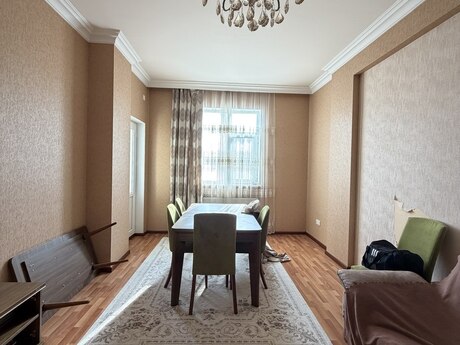 Kirayə 2 otaqlı mənzil, 95 m², Bakıxanov: 650 ₼/ay 2