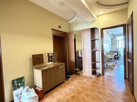 Kirayə 2 otaqlı mənzil, 95 m², Bakıxanov: 650 ₼/ay 4