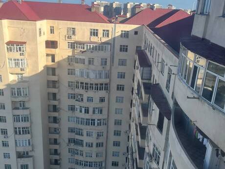 5 otaqlı mənzil, 145 m², 20 Yanvar: 320 000 ₼ 3
