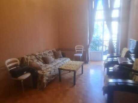 2 rooms · 60 m² · floor 2/5, Sahil