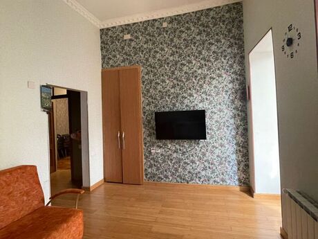 4-комнатная квартира, 125 м², 28 May: 335 000 ₼ 2