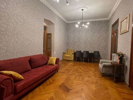 4-комнатная квартира, 125 м², 28 May: 335 000 ₼ 3