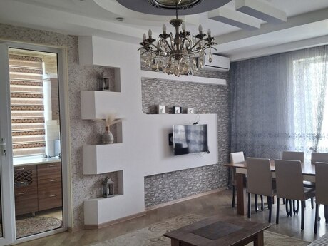 3 otaq · 82 m² · 5/6 mərtəbə, Əhmədli