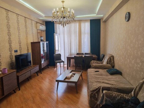 3 rooms · 106 m² · floor 10/13, Masazır
