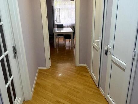 3 otaqlı mənzil, 80 m², Bakıxanov: 215 000 ₼ 2