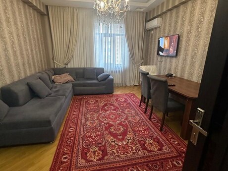 Объявление №6458214 - Баку, пос. Бакиханова, 2-комн., 81 м², 6/12 этаж