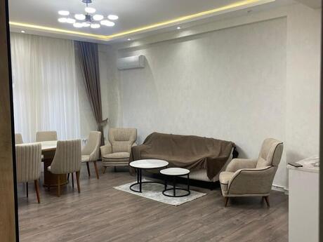 Elan №6458312 - Bakı, 28 May m., 2 otaqlı, 80 m², 8/16 mərtəbə