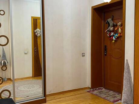 2-комнатная квартира, 57 м², 8 Noyabr: 209 000 ₼ 5