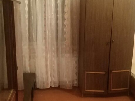 3-room apartment for rent, 80 m², İnşaatçılar: 120 ₼/mo 3