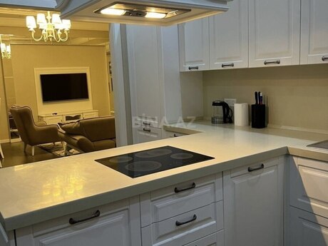 28 Mayda 2 otaqlı yeni tikili mənzil satılır, 96 m², 397 000 AZN, şəkil 2 / 6