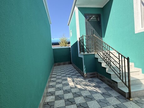 3 otaqlı həyət evi, 75 m², Binə: 78 000 ₼ 2