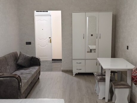 1-room apartment for rent, 45 m², Neftçilər: 470 ₼/mo 2