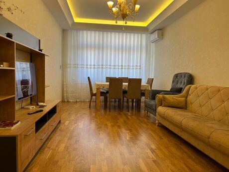 Kirayə 3 otaqlı mənzil, 100 m², Şah İsmayıl Xətai: 60 ₼/ay 4
