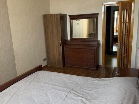 Аренда: 3-комнатная квартира, 100 м², Gənclik: 970 ₼/мес 3