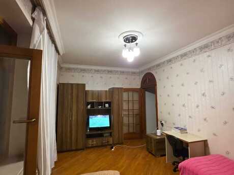 3-комнатная квартира, 138 м², 8-ci mikrorayon: 365 000 ₼ 5