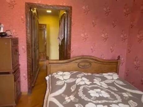 2 otaq · 45 m² · 3/5 mərtəbə, Azadlıq Prospekti
