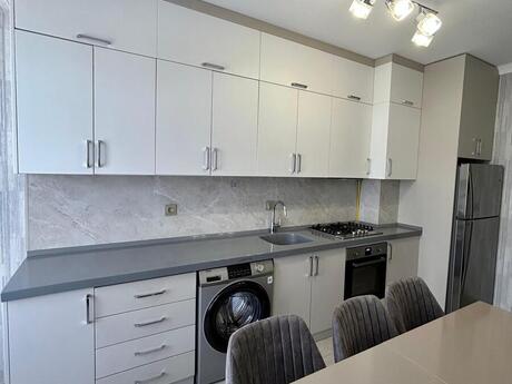 Kirayə 2 otaqlı mənzil, 70 m², Gənclik: 1 000 ₼/ay 2