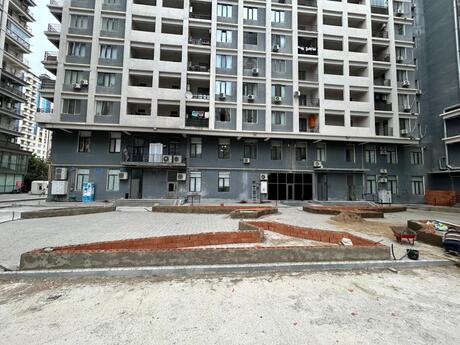 3 otaqlı mənzil, 109 m², 28 May: 330 000 ₼ 3