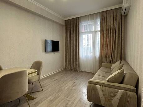2-room apartment for rent, 42 m², Yeni Günəşli: 600 ₼/mo 2