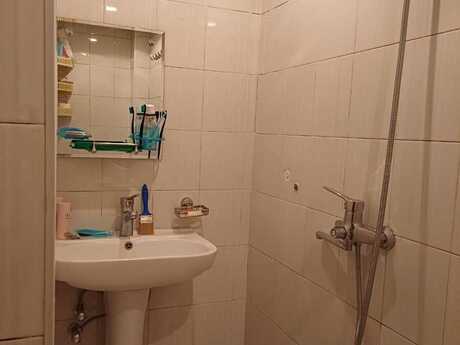1-room apartment for rent, 45 m², Həzi Aslanov: 350 ₼/mo 2