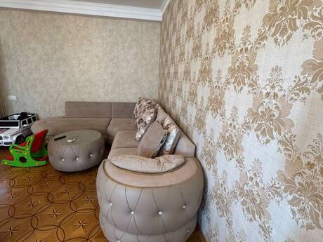 Kirayə 4 otaqlı mənzil, 200 m², Nizami: 1 300 ₼/ay 2