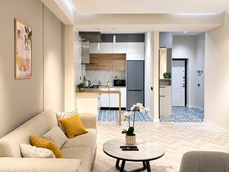 Kirayə 2 otaqlı mənzil, 85 m², 28 May: 1 600 ₼/ay 4