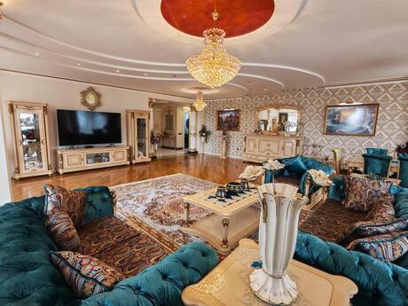 5 otaqlı mənzil, 285 m², Gənclik: 1 400 000 ₼ 2