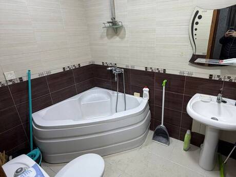 2 otaqlı mənzil, 65 m², 8 Noyabr: 209 000 ₼ 5