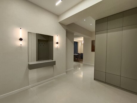 Kirayə 3 otaqlı mənzil, 170 m², İzmir Residence: 2 800 ₼/ay 3