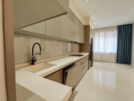 Kirayə 3 otaqlı mənzil, 170 m², İzmir Residence: 2 800 ₼/ay 4