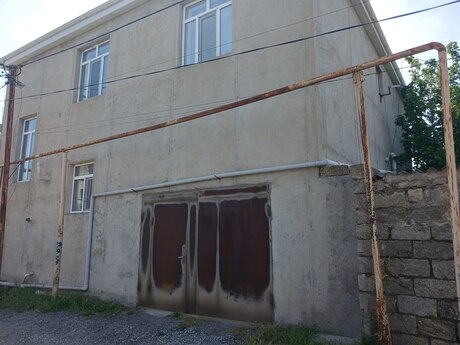 7 otaqlı həyət evi, 300 m², Ramana: 165 000 ₼ 2