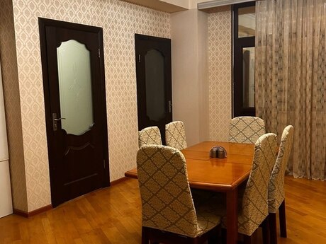 Аренда: 3-комнатная квартира, 62 м², Xalqlar Dostluğu: 200 ₼/мес 2