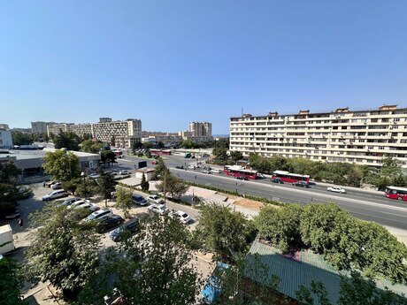 Объявление №6458965 - Баку, м. Халглар Достлугу, 2-комн., 60 м², 9/9 этаж