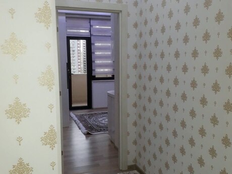 Kirayə 2 otaqlı mənzil, 110 m², 28 May: 1 300 ₼/ay 3