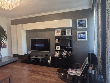 3-room apartment, 101 m², İçəri Şəhər: 324 000 ₼ 5