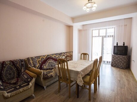 Elan №6459106 - Bakı, Nəriman Nərimanov m., 2 otaqlı, 75 m², 4/8 mərtəbə