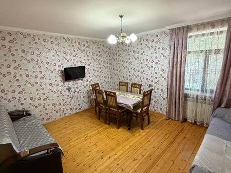 Объявление №6459123 - Баку, пос. Кубинка, 2-комн., 65 м², 1/5 этаж