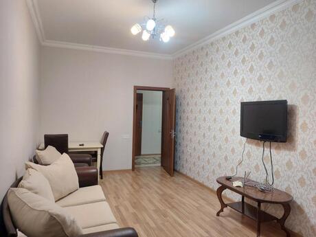 2-room apartment for rent, 80 m², İnşaatçılar: 700 ₼/mo 4